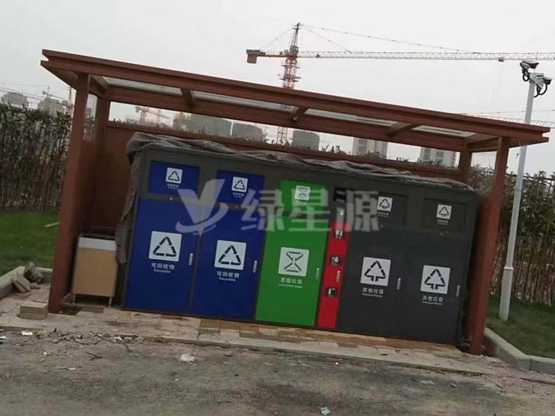 智能（néng）垃圾箱廠家發（fā）貨山東（dōng）案例配圖三（sān）