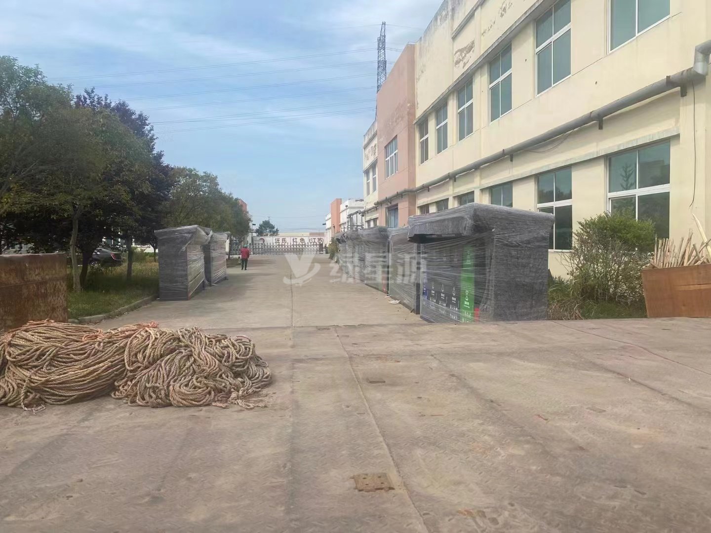  浙（zhè）江智能垃圾箱房發貨配圖二